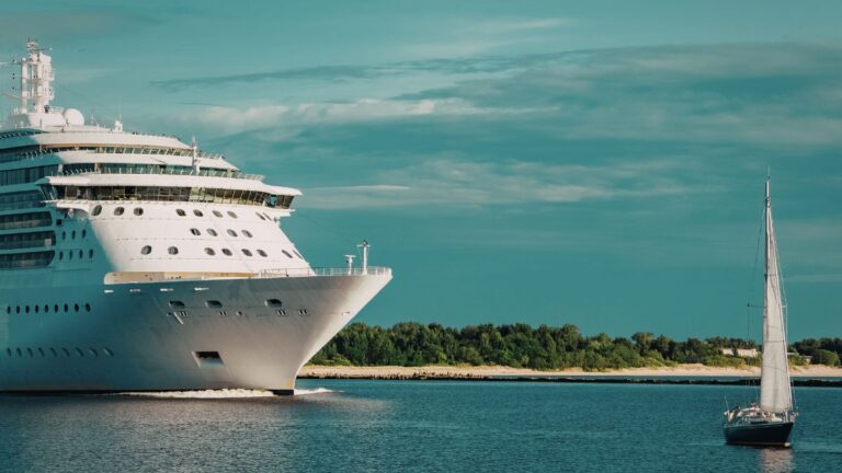 A Woman Reveals the Terrifying Side of Cruising: “You Can’t Do Anything About It”