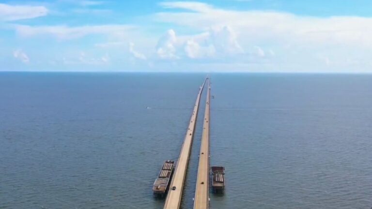 One of the Scariest Bridges in the World Is in the US Where Drivers Have Panic Attacks While Crossing It
