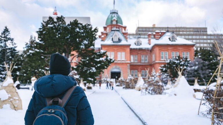 The Surprising Benefits of Looking Unpolished While Traveling Solo