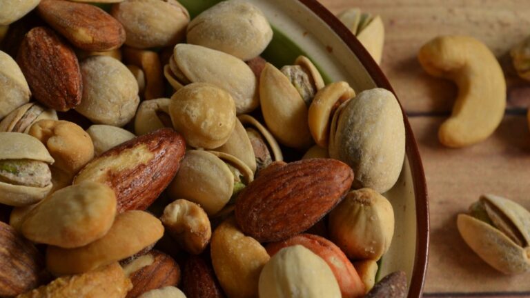 Which Nuts Are Safe for Dogs to Eat? (And the 5 That Are Highly Toxic)
